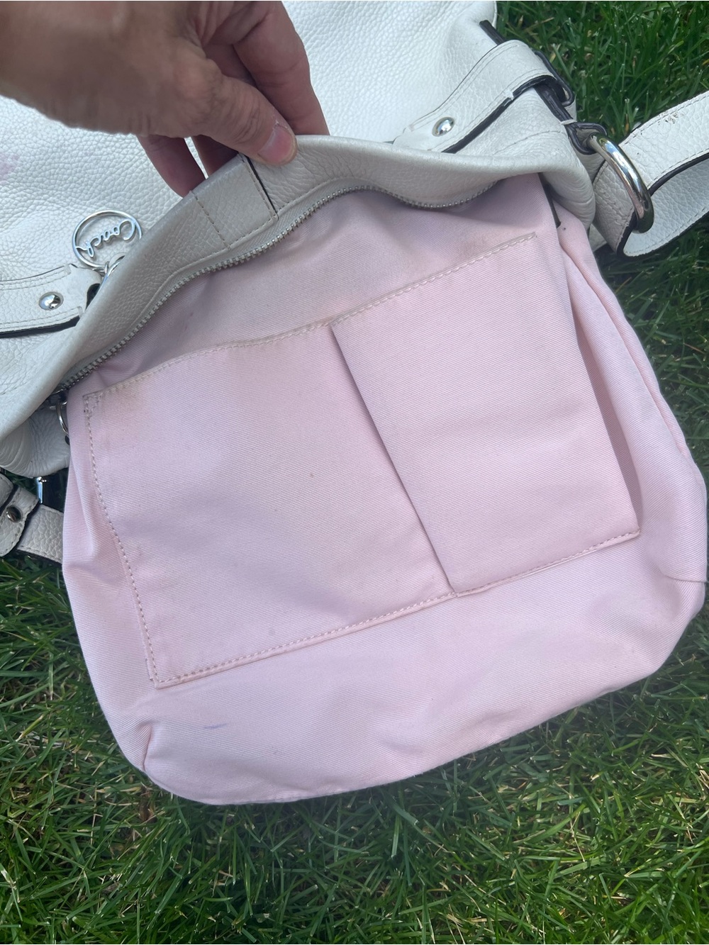COACH White Leather Shoulder Bag with Chain Detail - Picture 7 of 13
